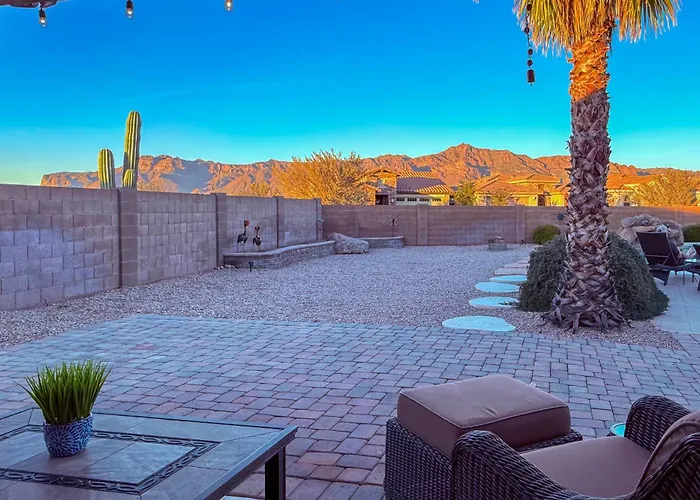 Superstition Mtn Views! Gem W/ Hot Tub